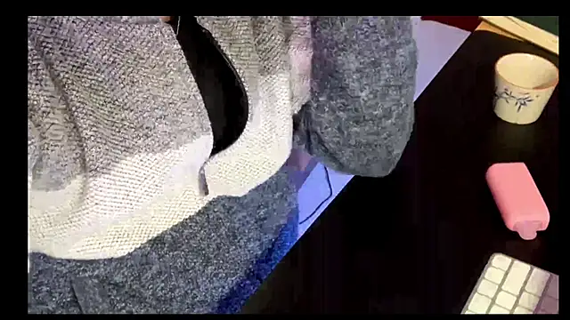 Moonnoir555 online show from 02-10-26, 10:03