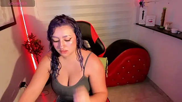 Emily Jonesh online show from 05-08-26, 12:32