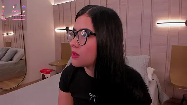 Emma 25  online show from 02-13-26, 07:21