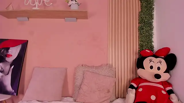 Winnie cutee online show from 06-25-26, 05:12
