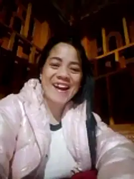 Snapshot of molly-xx chatting on 02-18-26, 09:00 molly-xx online show from 02-18-26, 09:00