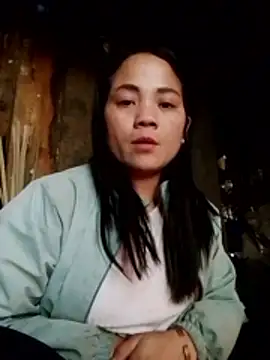 Snapshot of molly-xx chatting on 03-10-26, 07:24 molly-xx online show from 03-10-26, 07:24