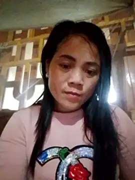 Snapshot of molly-xx chatting on 03-15-26, 02:39 molly-xx online show from 03-15-26, 02:39