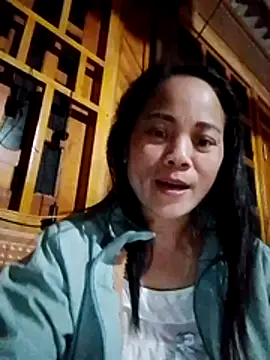 Snapshot of molly-xx chatting on 03-22-26, 11:24 molly-xx online show from 03-22-26, 11:24