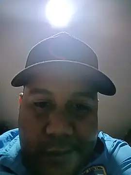 Snapshot of Mohamed1627 chatting on 05-18-26, 11:10 Mohamed1627 online show from 05-18-26, 11:10