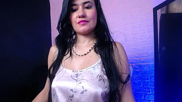 Snapshot of Victoria_1126 chatting on 04-21-26, 07:39 Victoria 1126 online show from 04-21-26, 07:39
