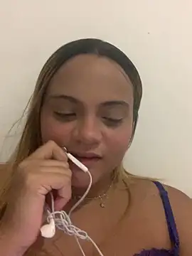 Snapshot of ayla0881 chatting on 03-17-26, 02:05 ayla0881 online show from 03-17-26, 02:05