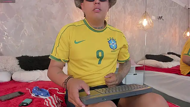 benitoandkendall online show from 02-12-26, 10:10