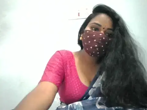 Snapshot of Rathi-priyaa chatting on 03-02-26, 04:36 Rathi-priyaa online show from 03-02-26, 04:36