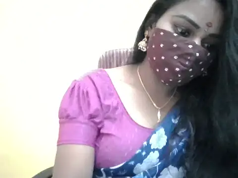 Snapshot of Rathi-priyaa chatting on 03-13-26, 04:52 Rathi-priyaa online show from 03-13-26, 04:52