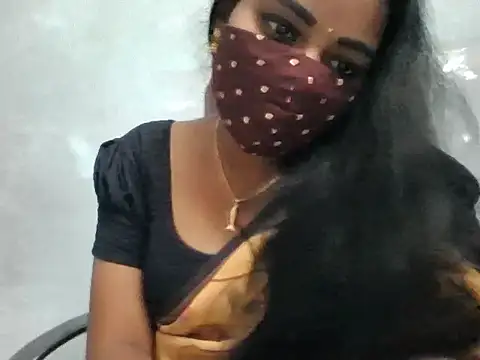 Snapshot of Rathi-priyaa chatting on 03-14-26, 04:40 Rathi-priyaa online show from 03-14-26, 04:40