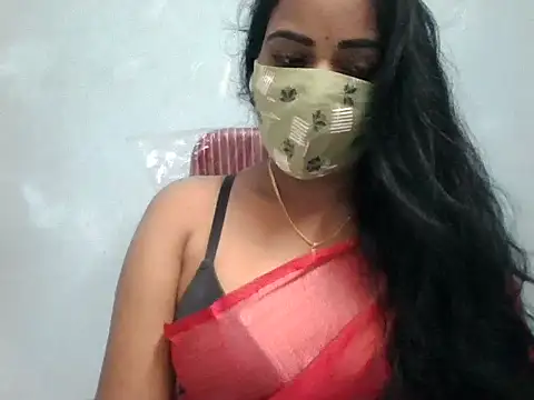 Snapshot of Rathi-priyaa chatting on 04-03-26, 04:43 Rathi-priyaa online show from 04-03-26, 04:43