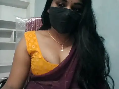 Snapshot of Rathi-priyaa chatting on 04-19-26, 04:23 Rathi-priyaa online show from 04-19-26, 04:23