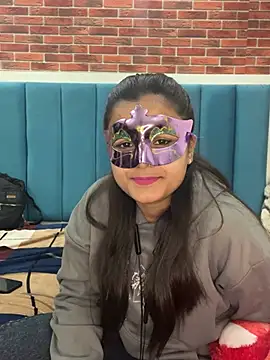 Snapshot of assybauty chatting on 02-13-26, 07:59 assybauty online show from 02-13-26, 07:59