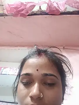 Snapshot of Deepjakolirr chatting on 05-12-26, 08:39 Deepjakolirr online show from 05-12-26, 08:39