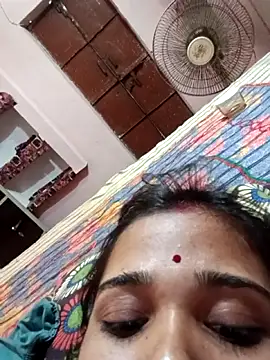 Snapshot of Deepjakolirr chatting on 05-18-26, 04:07 Deepjakolirr online show from 05-18-26, 04:07