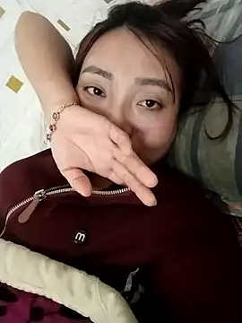 cute-shine online show from 05-02-26, 05:12