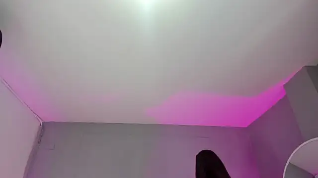 Snapshot of Zaphiro__Sky chatting on 03-28-26, 08:47 Zaphiro Sky online show from 03-28-26, 08:47