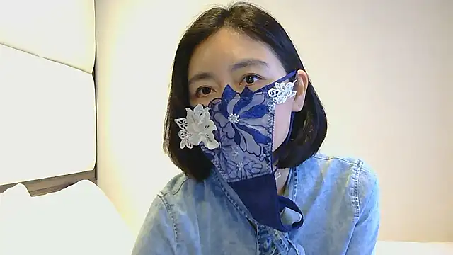 Mochi-Momo online show from 05-01-26, 04:50