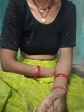 Snapshot of Desi_Couple_P chatting on 05-31-26, 11:39 Desi Couple P online show from 05-31-26, 11:39