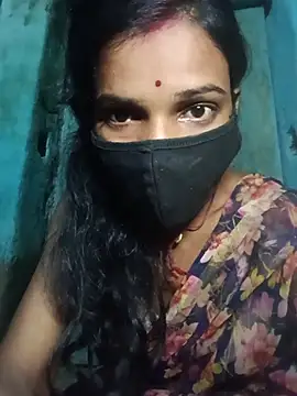 Snapshot of Desi_Couple_P chatting on 07-02-26, 03:40 Desi Couple P online show from 07-02-26, 03:40