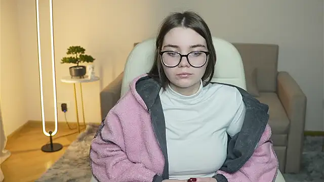 EdythOrwin online show from 02-15-26, 07:51