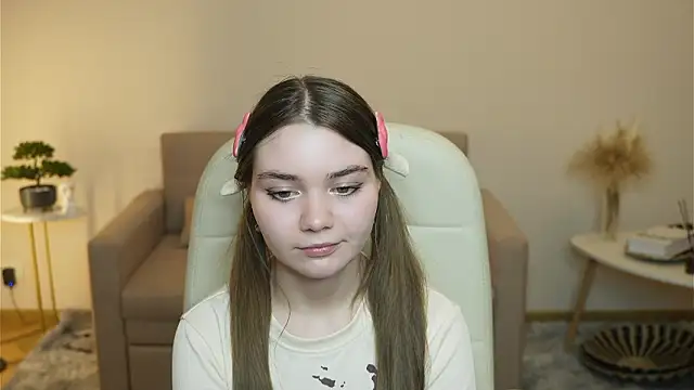 EdythOrwin online show from 02-16-26, 08:43