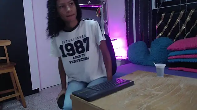 mailyn gold online show from 05-06-26, 11:37