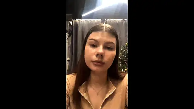 Snapshot of ArlaBristol chatting on 02-11-26, 04:45 ArlaBristol online show from 02-11-26, 04:45