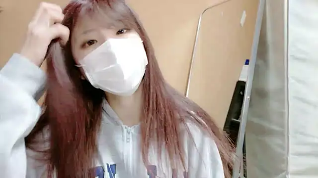 Snapshot of NATSUMIchan0211 chatting on 02-17-26, 01:07 NATSUMIchan0211 online show from 02-17-26, 01:07