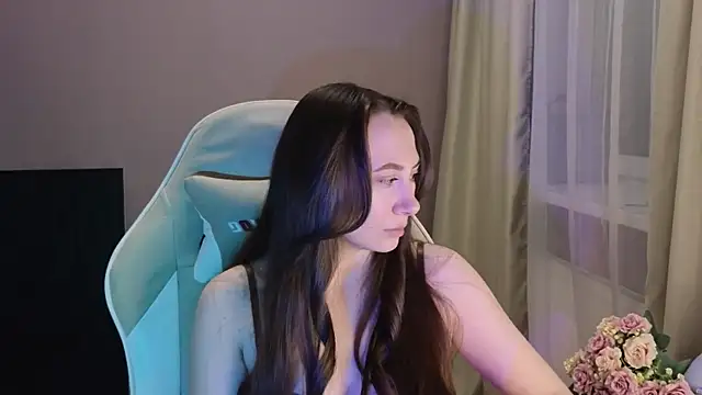 OliviaMarsishy online show from 02-16-26, 07:32