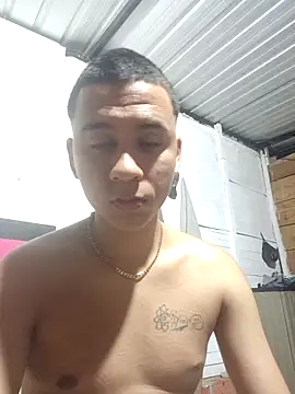 Snapshot of Mia_axelll chatting on 02-13-26, 09:05 Mia axelll online show from 02-13-26, 09:05