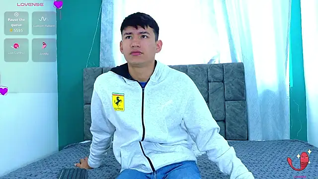 Snapshot of NicolasTorrez chatting on 02-12-26, 07:42 NicolasTorrez online show from 02-12-26, 07:42