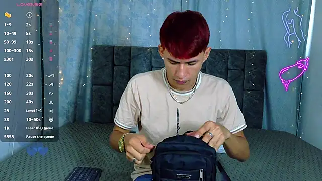 Snapshot of NicolasTorrez chatting on 03-09-26, 08:46 NicolasTorrez online show from 03-09-26, 08:46