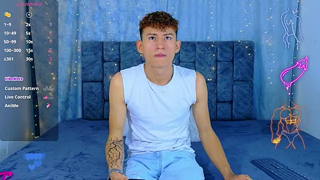 NicolasTorrez online show from 05-09-26, 02:39