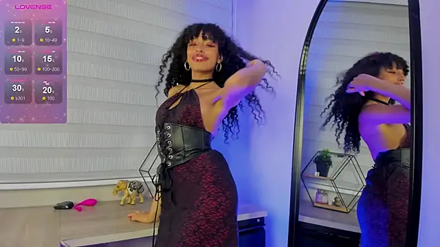 Snapshot of Tamia_25 chatting on 04-30-26, 08:04 Tamia 25 online show from 04-30-26, 08:04