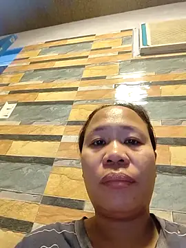 squirtshantal online show from 12-19-25, 12:28