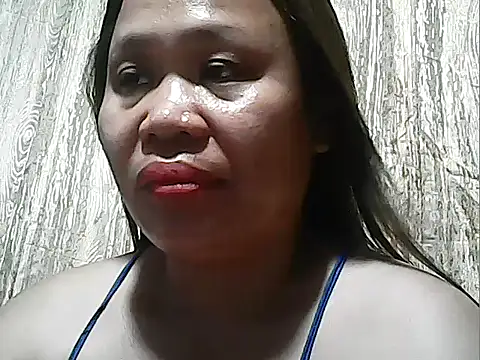 Snapshot of squirtshantal chatting on 07-22-26, 01:41 squirtshantal online show from 07-22-26, 01:41