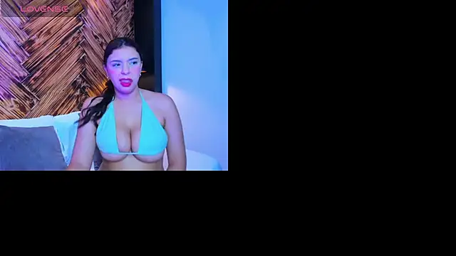 Snapshot of evelin_villan chatting on 06-05-26, 12:22 evelin villan online show from 06-05-26, 12:22