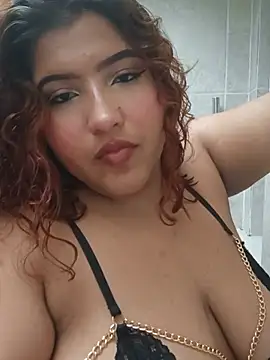 VanessaLanz online show from 05-17-26, 01:29