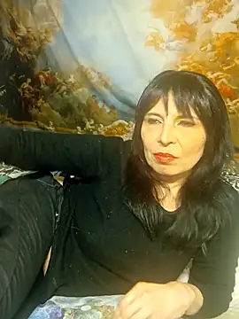 Snapshot of MadamBell chatting on 03-31-26, 04:40 MadamBell online show from 03-31-26, 04:40