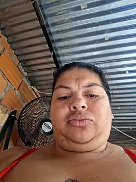 Juli Powl online show from 06-18-26, 01:04