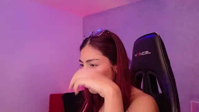 Kadah  online show from 03-22-26, 02:59