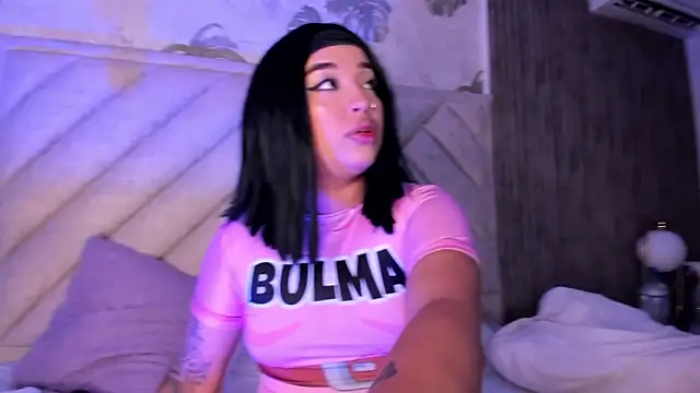 Snapshot of SarahRizof chatting on 03-18-26, 05:21 SarahRizof online show from 03-18-26, 05:21