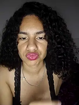 Snapshot of RizHoney chatting on 02-13-26, 12:01 RizHoney online show from 02-13-26, 12:01