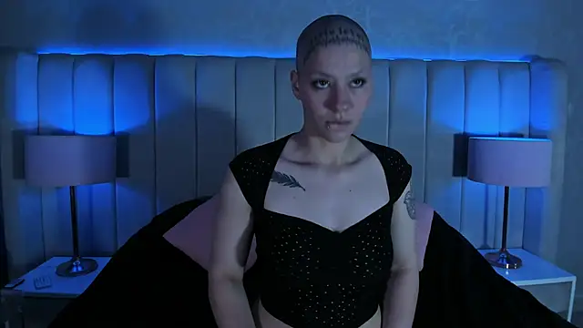 Snapshot of Raven1fox chatting on 03-14-26, 03:23 Raven1fox online show from 03-14-26, 03:23