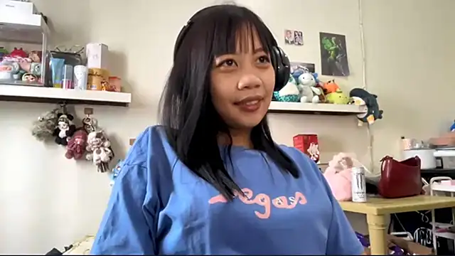 GloryKulikowski online show from 02-25-26, 01:37