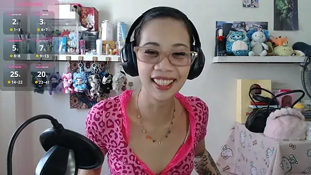 GloryKulikowski online show from 03-25-26, 03:01