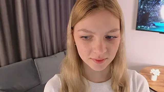 CynthiaaStone online show from 03-22-26, 06:06