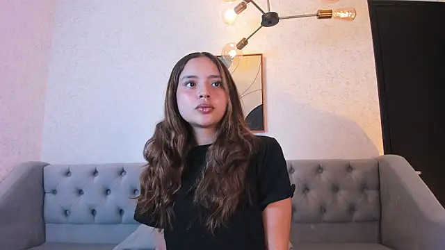 MAGIC EMMA  online show from 05-27-26, 02:52